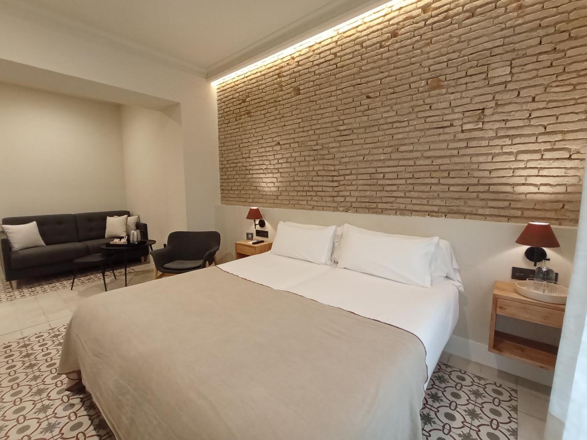 Uma Suites Parada Del Marques 塞维利亚 外观 照片