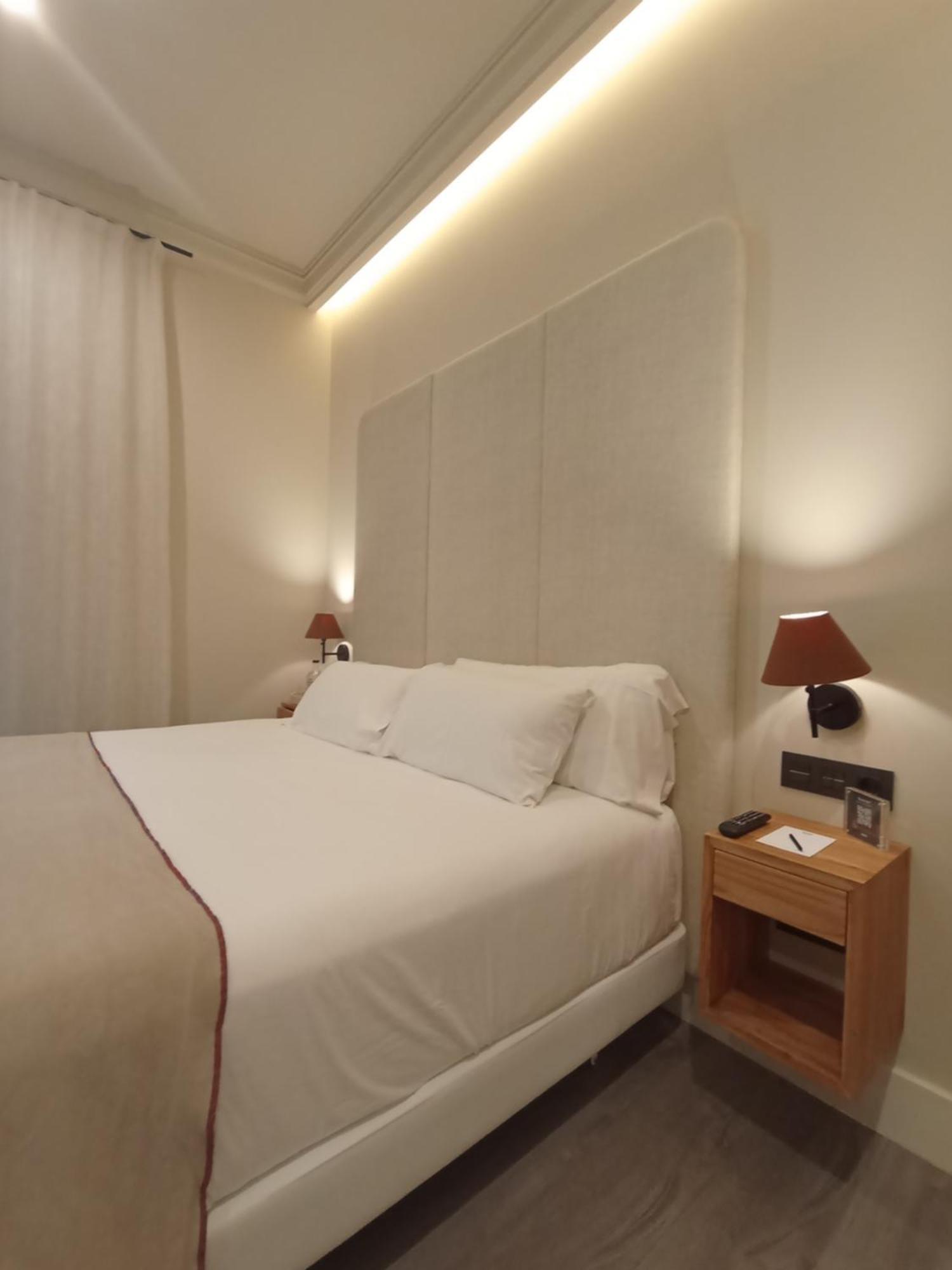 Uma Suites Parada Del Marques 塞维利亚 外观 照片