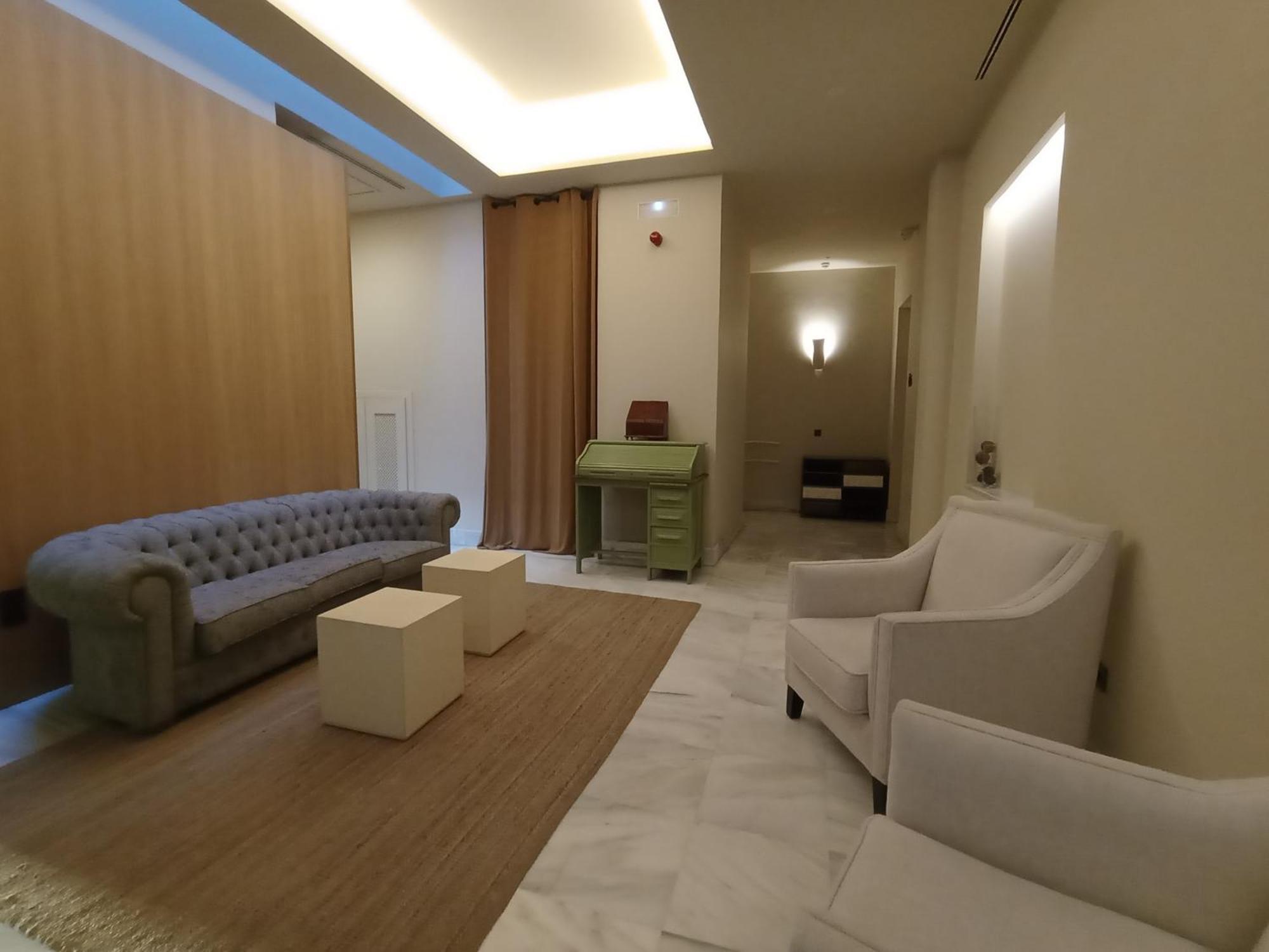 Uma Suites Parada Del Marques 塞维利亚 外观 照片