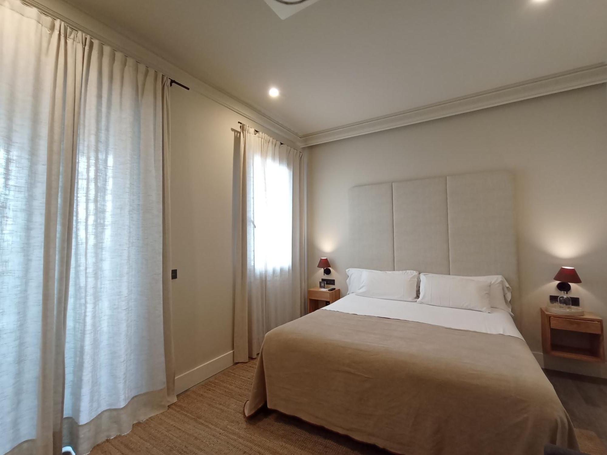 Uma Suites Parada Del Marques 塞维利亚 外观 照片