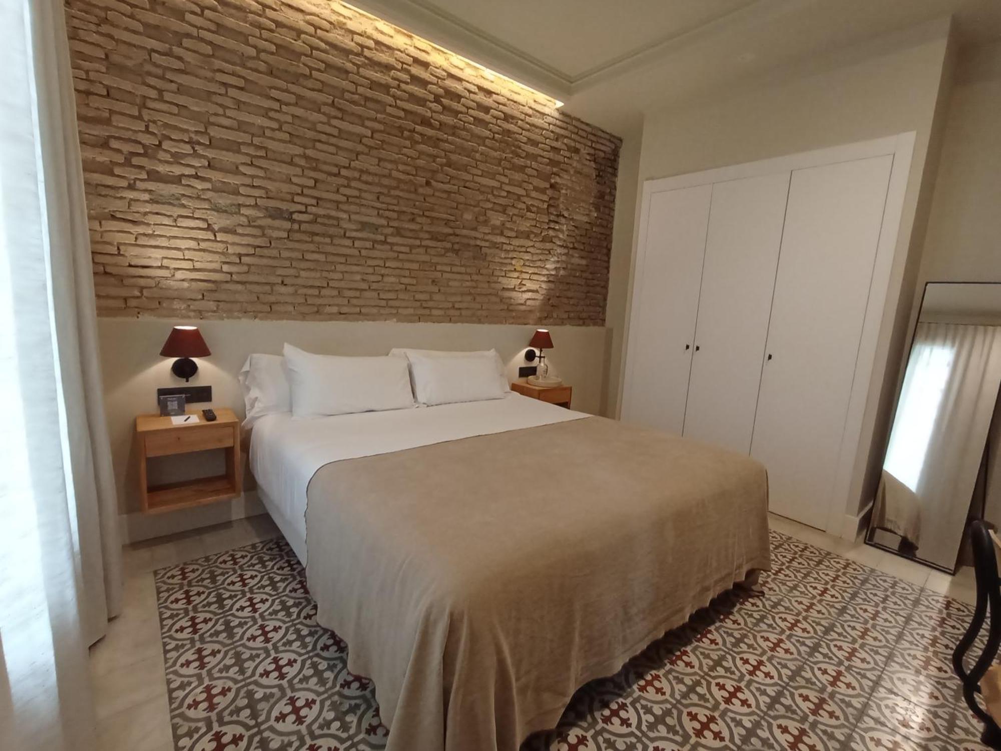 Uma Suites Parada Del Marques 塞维利亚 外观 照片