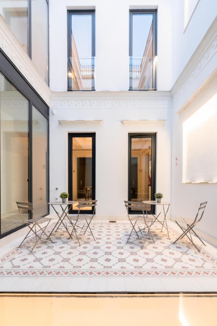 Uma Suites Parada Del Marques 塞维利亚 外观 照片